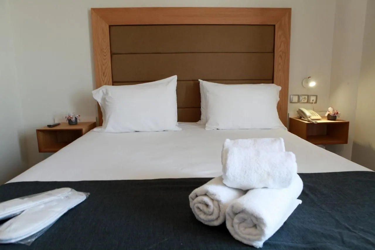 Perea Hotel Переа