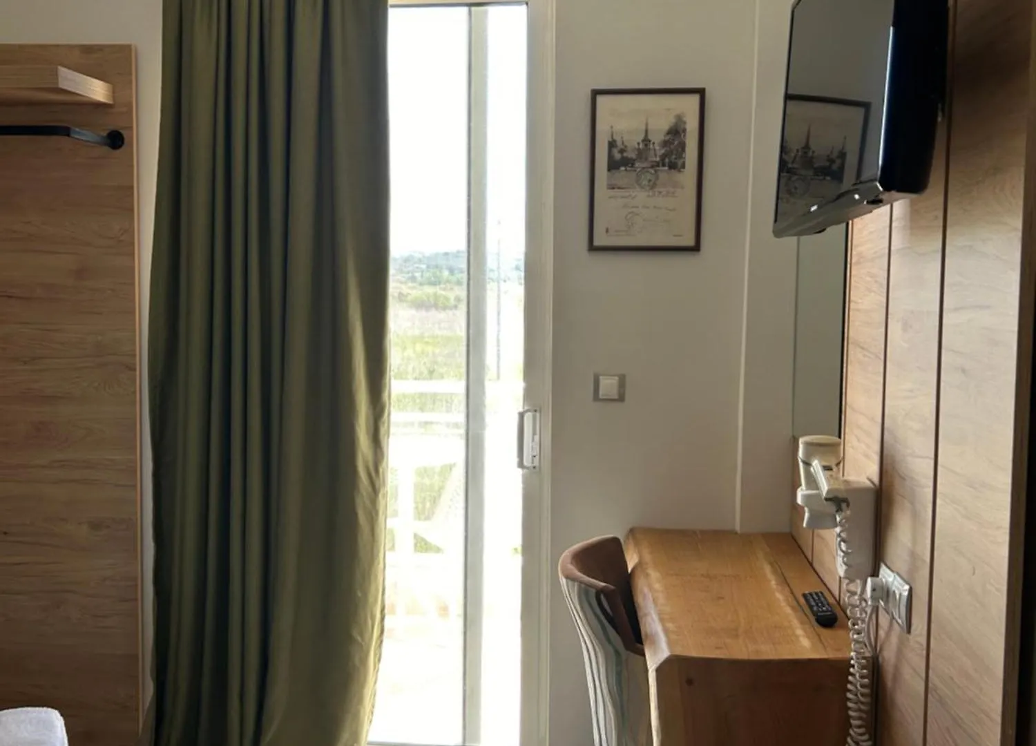 Perea Hotel Переа
