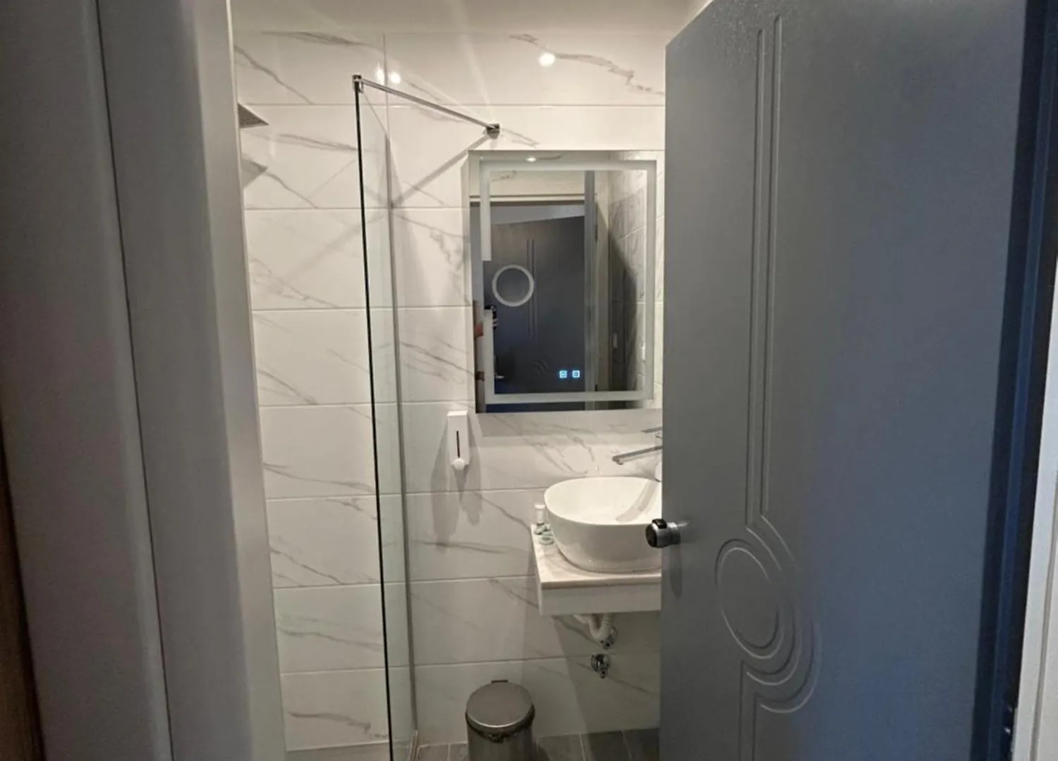 Perea Hotel Переа 0*,