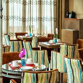 Perea Hotel Переа